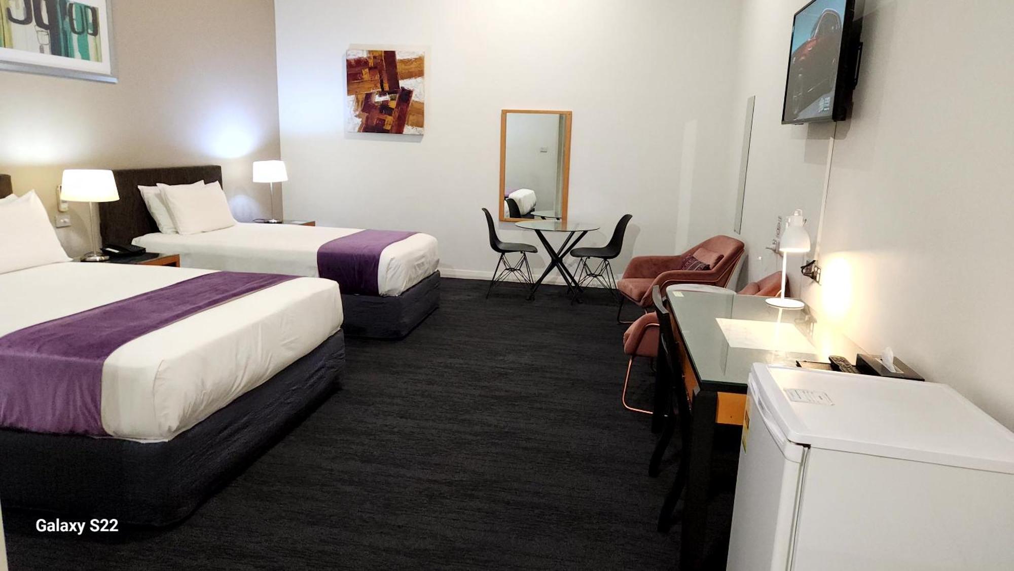 เดอะแกรนด์ โมเทล กริฟฟิท Motel ภายนอก รูปภาพ