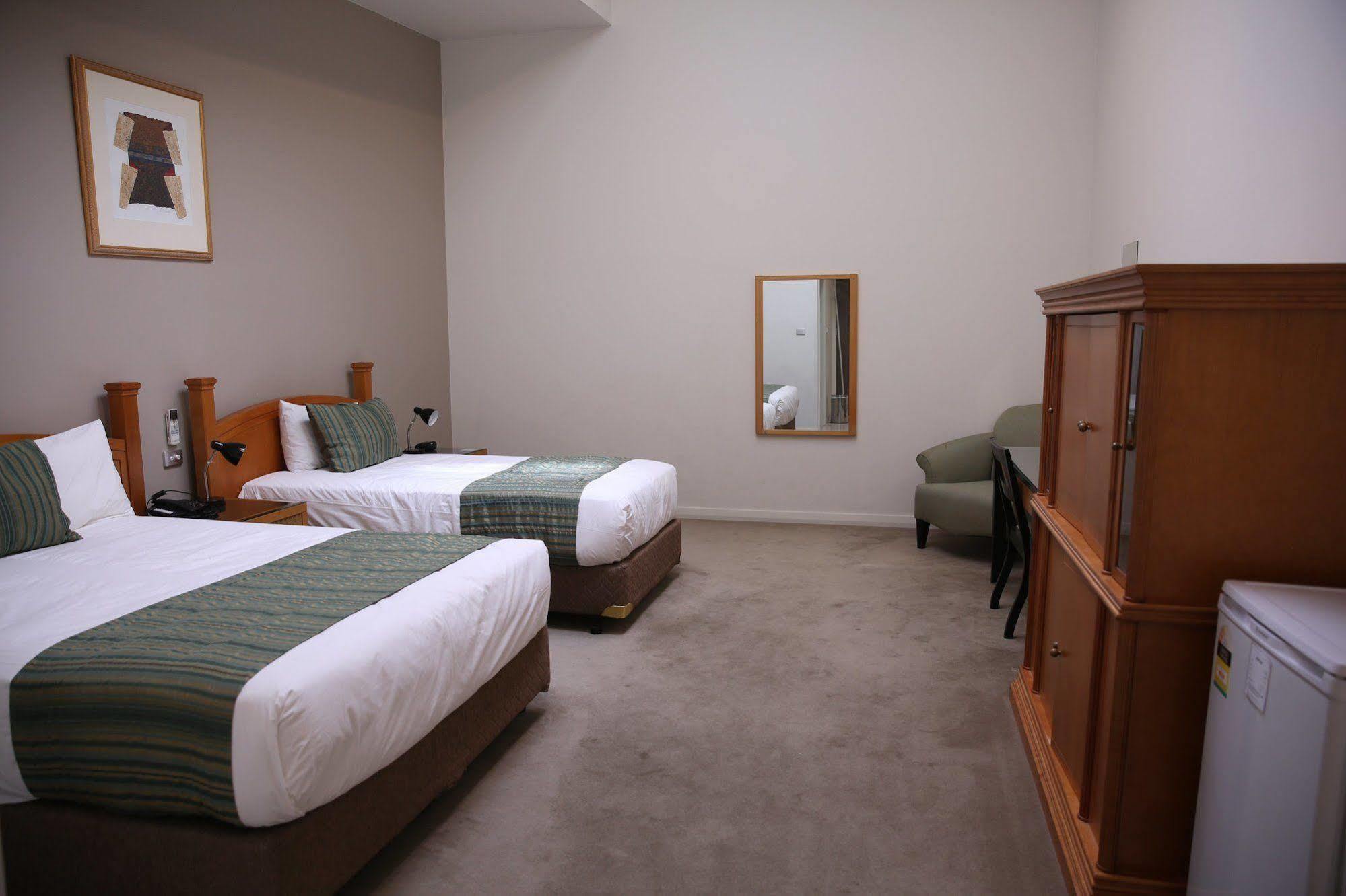 เดอะแกรนด์ โมเทล กริฟฟิท Motel ภายนอก รูปภาพ