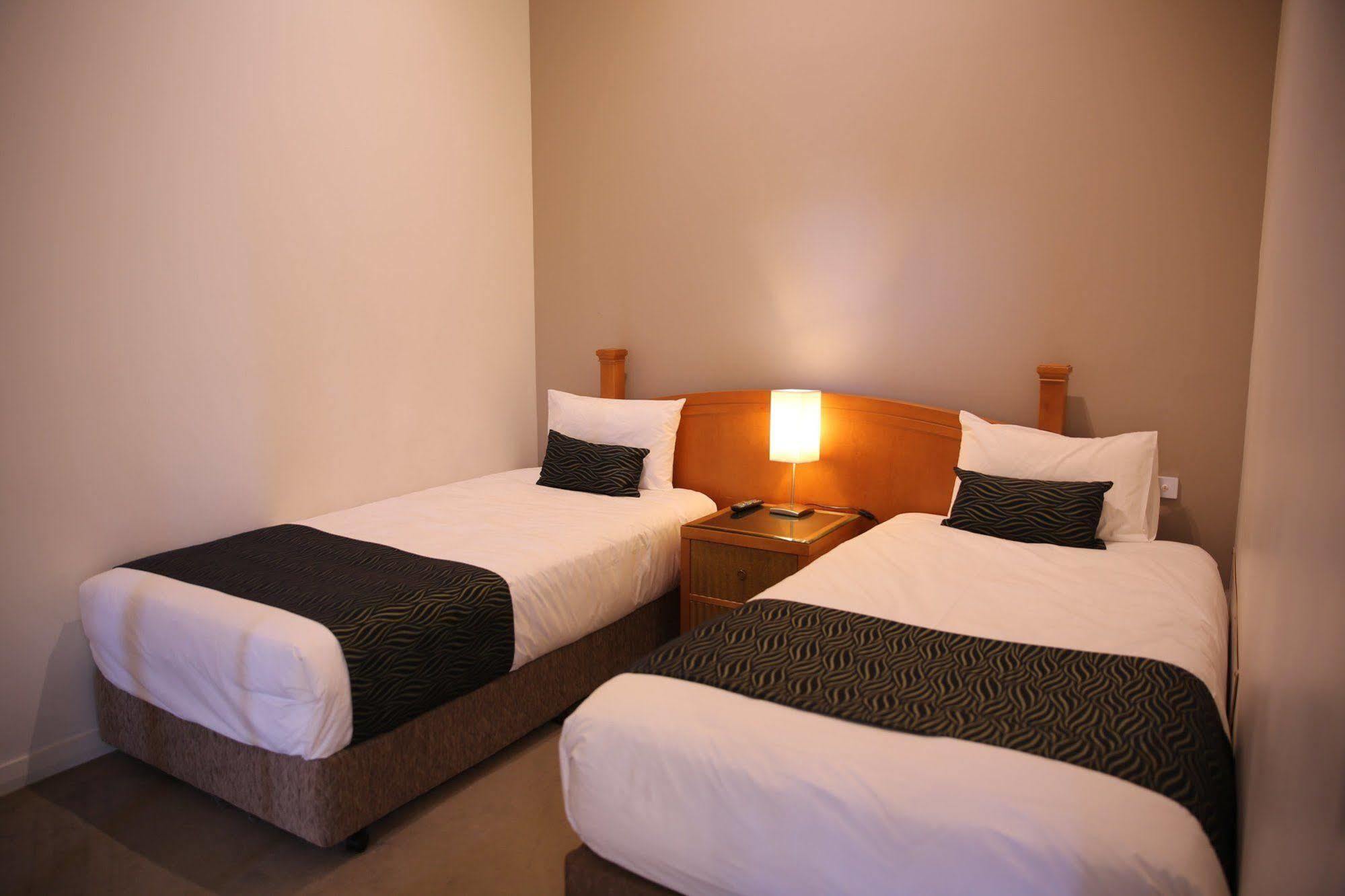 เดอะแกรนด์ โมเทล กริฟฟิท Motel ภายนอก รูปภาพ